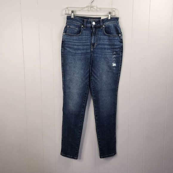 Maurices Vintage High Waisted Rise Girlfriend Jeans Stretchy New NWT Size 4 - Picture 2 of 11